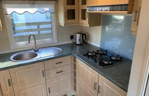 Holiday Caravan - Sleeps 4 With Parking - Foto 13