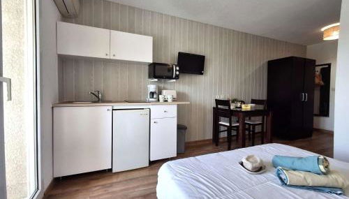 Studio ensoleillé à Saint-Florent avec piscine - Foto 3