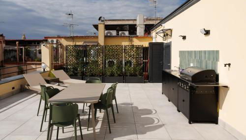 Exclusive Spaccanapoli Penthouse-Terrace with Lift By HouseinNaples - Foto 4