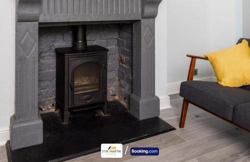 Comfy 3bed House By StirkMartin Stays Short Lets & Serviced Accommodation Cardiff With Free Parking & 8mins to City Centre - Foto 11