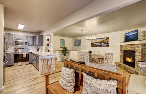 Spacious Lakeview Heavenly Mountain Escape! - Foto 26