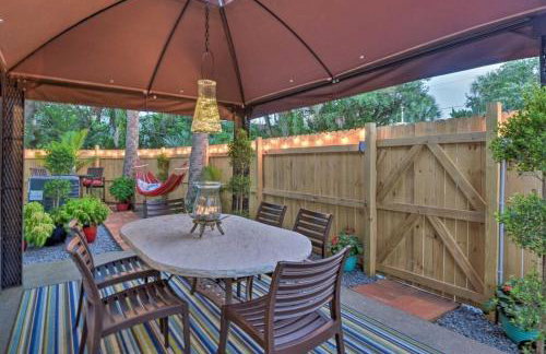 Dog Friendly Home by Flagler Avenue! Fenced Yard and Garage! Walk to the Beach! - Foto 16
