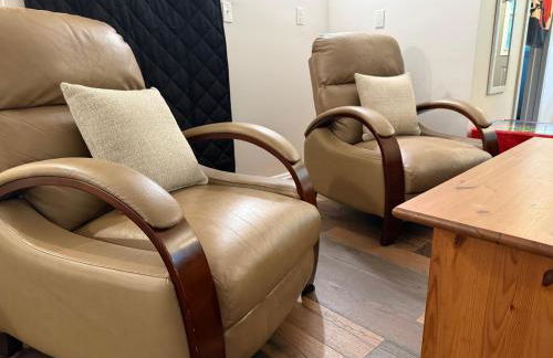 Charming Romantic Lakefront Cottage or Guest Room Depending on Availability Near Golf - Foto 25