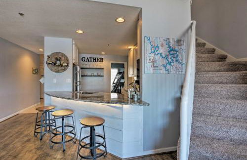 Deck, Pool and Views Lake of the Ozarks Condo - Foto 6