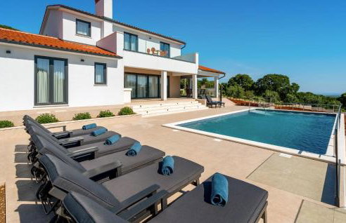 Amazing Home In Trget With Kitchen - Foto 12