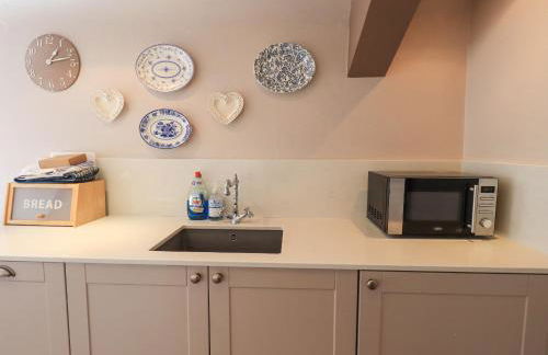 The Mounting Steps - Foto 11