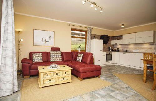 idyllsiche Lage, Ferienwohnung mit Terrasse, Meerblick - Haus Sonnenblume FeWo 04 - Photo 7