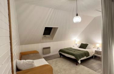 Grand gite rénové, jacuzzi, jardin, rivière, calme - Foto 10