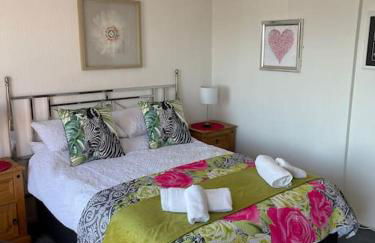 "The Celebration" Balcony Seafront Apartment - Foto 6