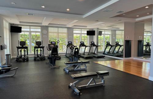 Luxury Oasis Suite - Photo 27