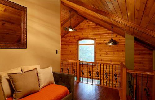 Hidden Hillside Retreat - A Secluded Modern Cabin - Foto 21