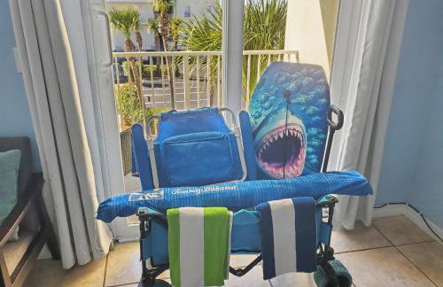 Navarre Beach Landing - Beach Gear Included - Walk to Beach - Sunset Views - Foto 44