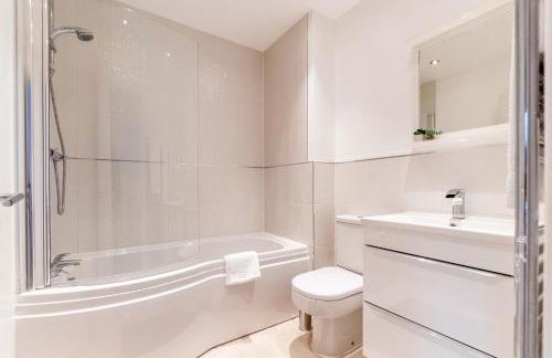 Black Brick Stays, Great Location, Free Parking, Fast Wi-Fi, Families & Contractors Welcome - Foto 11