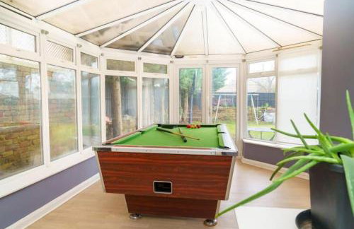 5 bedroom 3 bathroom house - Lyne Chertsey - Foto 13