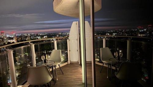 High Floor Modern 1BR Stunning Views Balcony Portable AC Free Parking - Foto 2