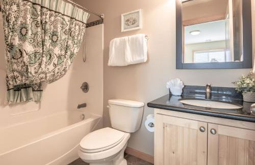 By The Sea-Seaside - Meredith Lodging - Foto 42