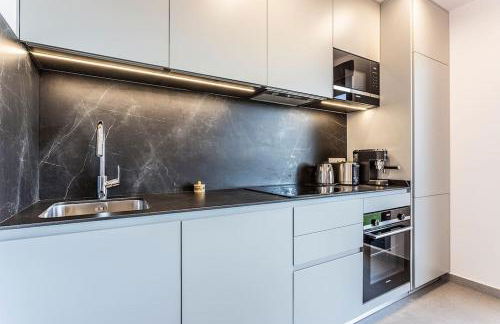 Sea view stylish apartment - Foto 9