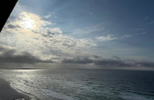 Beachfront Oasis at Splash Resort and Condos - Foto 2