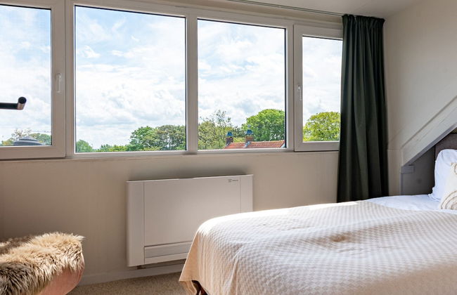 Pleasant Holiday Home in Vrouwenpolder With Garden - Photo 17