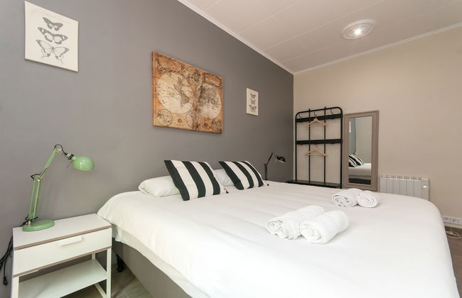 Lovely and Central 4 BR Apartment - Photo 10