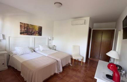 Alojamiento Mesón el Pozuelo - Photo 11