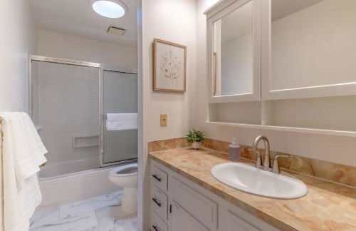 5BR Gem Walk to Microsoft and Near Redmond DT - Foto 46