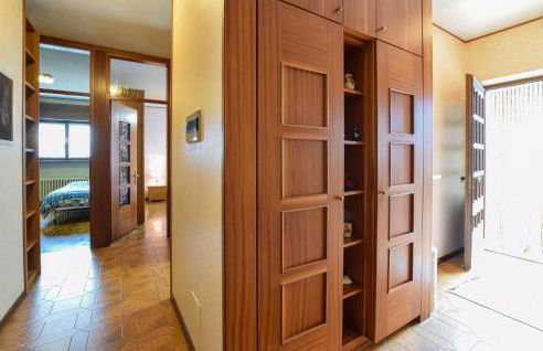 3 Bedroom Amazing Apartment In Lamon - Foto 12