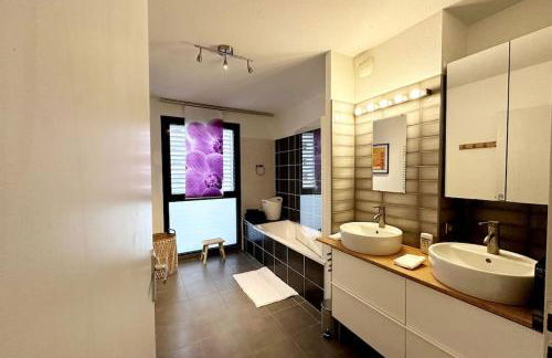 Bel Appart Design 2ch, Mairie, Pkg, Wifi, Terrasse, Port Marianne - Photo 20