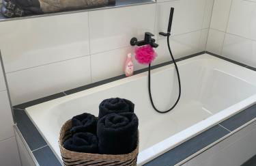 Apartments Saaldorf-Ferienhaus mit 6 Apartments 45qm-120qm direkt am Thüringer Meer-Bleilochtalsperre - Foto 35