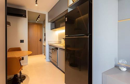 Studio Premium com Rooftop e Piscina com vista para a Baia de Todos os Santos, Portaria 24 Hr, Estacionamento, Wi-fi rápido 433Mpbs, Cozinha Compacta, Localização privilegiada próximo à praia e ao Farol da Barra - Foto 27