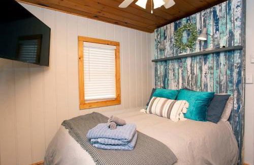 4 Beachfront Cottages - New Bathrooms and Roofs - Foto 16
