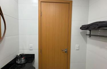Apartamento Novo, Confortável, Lazer e Estacionamento, Rápido acesso aos pontos turísticos - Foto 34
