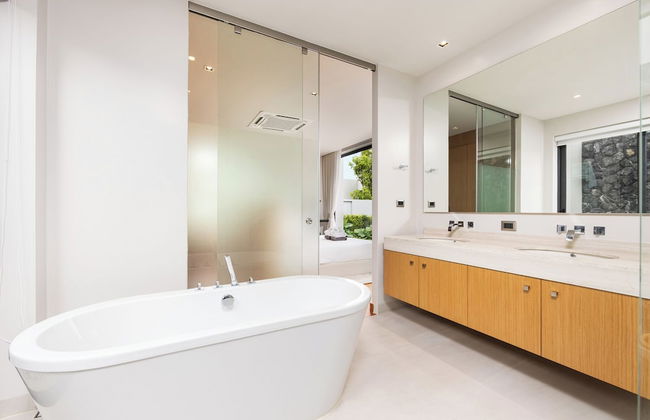 Villa Eden by Tropiclook - Photo 23