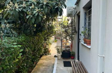 Small Gem Studio Athens, next to metro nomismatokopeio - Foto 6