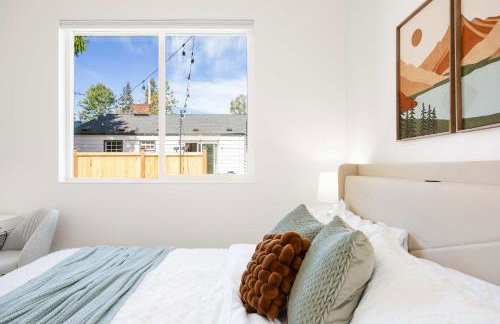 2025 Built Single-Level 2BR Serene Home with 2 AC - Foto 20