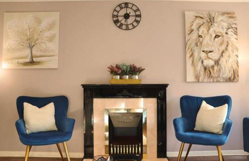 Heathrow Modern House with Parking & Fast WiFi - Foto 31