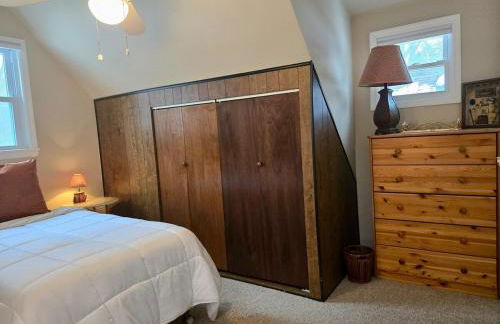 Charming, Pet-friendly Lake front Retreat WiFi - Foto 8