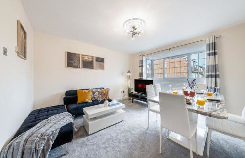 Wilkinsons Home-Free parking, Perfect For Contractors & Weekend getaways, Near London City Airport & Excel - Foto 7