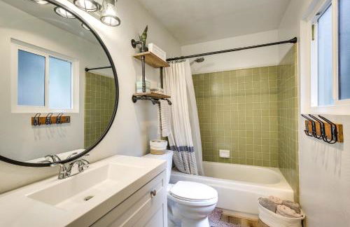 Cozy and Chic Lake Arrowhead Cabin with Deck! - Foto 18