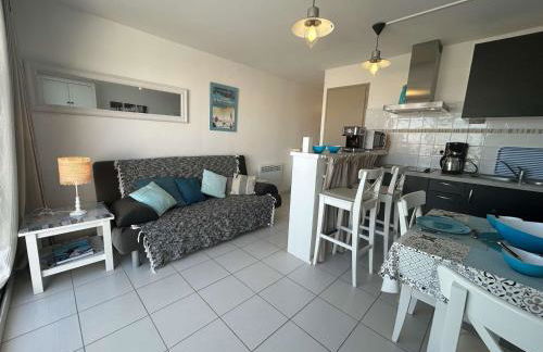 Appartement 2 pièces avec balcon et parking privé - FR-1-224B-71 - Foto 5