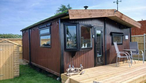 The Zen Den "With Lazy Spa" - Foto 1, Garden, Garden view