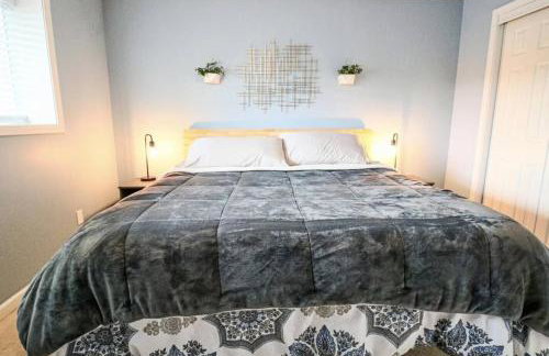 Bryan Lake Oasis in Downtown Lake Ann - Foto 52