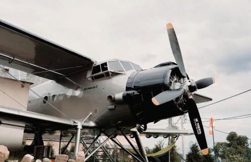 Antonov im Garten – Flugzeug-Ferienwohnung - Foto 15