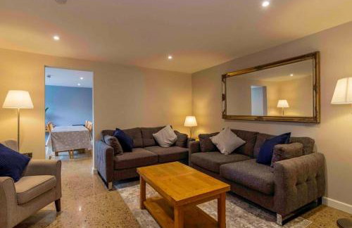 Wensleydale Halls - Photo 16