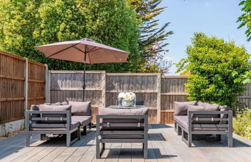 DRIFTWOOD by BOURNECOAST - An Exquisite Chalet Bungalow with a Sauna, BBQ Hut and Garden - HB6339 - Foto 21