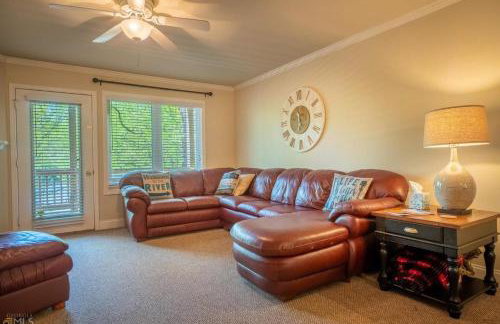 Riverfront home within walking distance of Helen - Foto 15