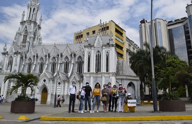 Tour in Cali - Photo 6