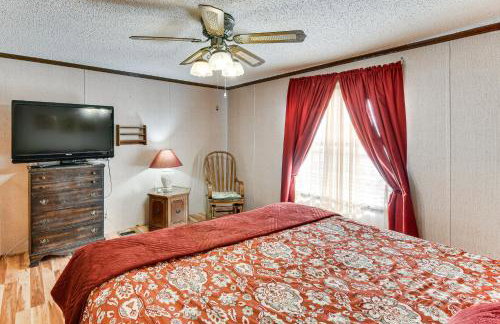 Countryside Haven with Spacious Yard in Tamassee! - Foto 17