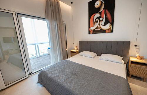 SEMIRAMIS Luxury Apartments - Photo 36