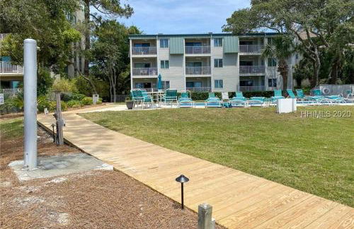 Direct Oceanfront Private Villa Overlooking Pool/Beach - South Forest Beach - Right next to Coligny Plaza - Foto 22